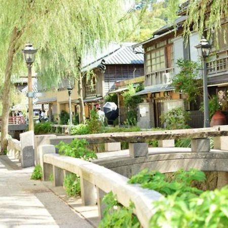 三丁庵 貸別荘 海まで徒歩10分 観光地ペリーロードまで徒歩2分の最高なロケーション 下田を遊び尽くせる貸別荘 無料駐車場もあります2Min Walk To The Perry Road 10Min Walk To The Beach Old Japanese Modern Style House Esterno foto