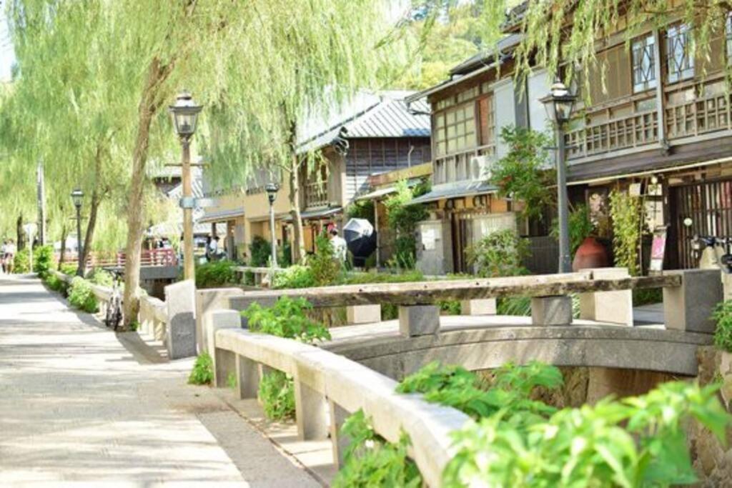 三丁庵 貸別荘 海まで徒歩10分 観光地ペリーロードまで徒歩2分の最高なロケーション 下田を遊び尽くせる貸別荘 無料駐車場もあります2Min Walk To The Perry Road 10Min Walk To The Beach Old Japanese Modern Style House Esterno foto